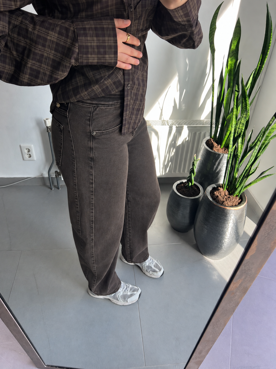 JADE MID RISE BALLOON JEANS